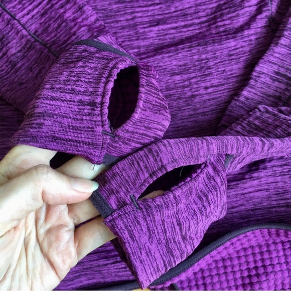 SOLD! Nike Dri-Fit Quarter Zip Pullover, Thumbholes, Purple, Magenta, Black, S - Picture 9 of 17